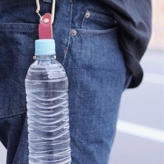 カラビナ付きペットボトルホルダーの画像