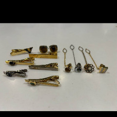 ネクタイピン&カフスセットの画像