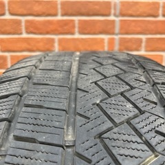 ピレリ　ICE ZERO スタッドレス 235/65R17 　2022年製の画像
