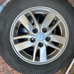溝あり195/65R15スタッドレス4本の画像