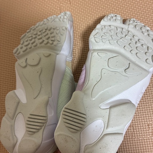 NIKE エアリフト ブリーズ スニーカー  23㎝