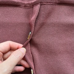【スクエアネック】ノースリーブトップス タンクトップ えんじ色 フリーサイズの画像