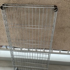 大きめスチールラックの画像