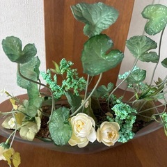 🌹アートフラワー　ガラス舟形花器　フラワーアレンジ　造花🌹の画像