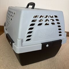 [格安･美品]｢✨ペット スイート｣ 犬･猫用キャリーケースの画像