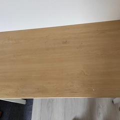 ニトリデスクの画像