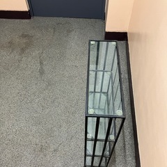 ガラスと鉄のラック
の画像