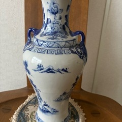 🌹高さのあるオリエンタル風花器🌹の画像