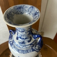 🌹高さのあるオリエンタル風花器🌹の画像