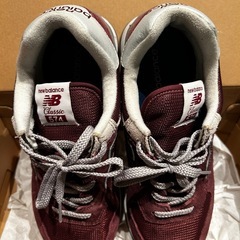New Balance ML574 バーガンディ 8.5 26.5の画像