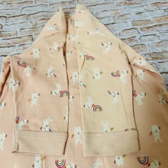 【UNIQLO・80サイズ】綿100% 長袖　長ズボン　ロンパースの画像