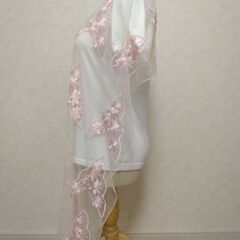 ストール　ホワイト×ピンク花の画像