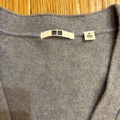 ユニクロ　 グレー　Mカーディガンの画像