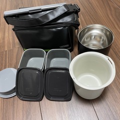 サーモス　保温弁当箱の画像