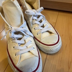 コンバース　ハイカットハートモデルの画像