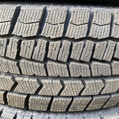【未使用に近い】DUNLOP　185/65R15 24年製　冬タイヤの画像