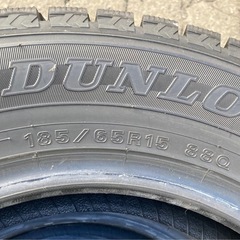 【未使用に近い】DUNLOP　185/65R15 24年製　冬タイヤの画像