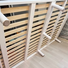 ダブルベッドフレーム(高さ変更可能)の画像