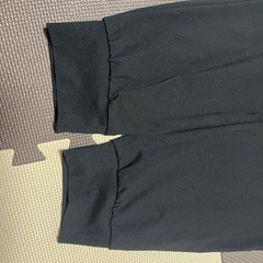 価格相談歓迎！　GU ドライストレッチ　ジョガーパンツ　オリーブ　メンズSの画像