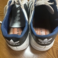 adidas👟靴の画像