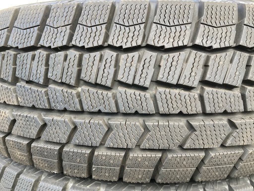 DUNLOP 185/65R15 '24年製　冬タイヤ 美品　バリ溝　バリ山