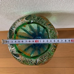 マルティグラスの花瓶の画像