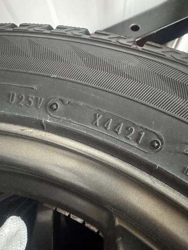 最終セールプログレス 冬タイヤ ダンロップ