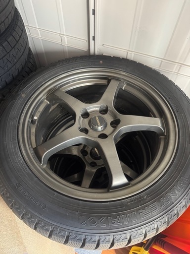 最終セールプログレス 冬タイヤ ダンロップ