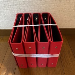 リングファイルＡ5赤色（丸型2穴）8個程の画像