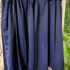 Blackout curtains, 2x small, 2x largeの画像