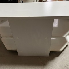 テレビ台の画像