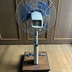 10/30までに！　昭和のレトロ扇風機の画像