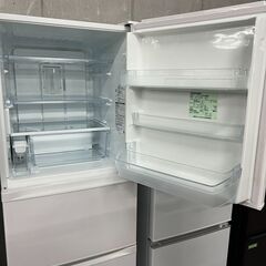 3ドア冷蔵庫❕ 勝手に氷、自動製氷付き❕ゲート付き軽トラ”無料貸出❕購入後取り置きにも対応 ❕R6212の画像
