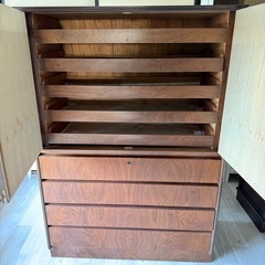 美品 レトロ　桐箪笥の画像