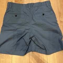 美品！ユニクロ&JWANDERSONグレー ショートパンツ ジッパー式の画像