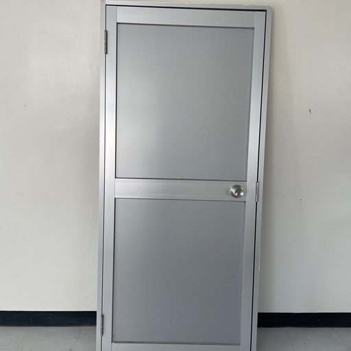 中古アルミドア