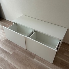 IKEA ベストー 120x40x38 cm プッシュオープン ホワイトの画像