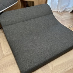 ローソファ（抱えて持てます）の画像