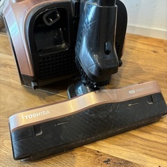 東芝　TOSHIBA　掃除機の画像
