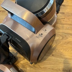 東芝　TOSHIBA　掃除機の画像