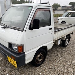 ダイハツ ハイゼット トラックの画像