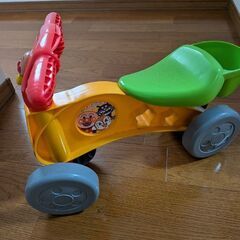 アンパンマンバイクの画像