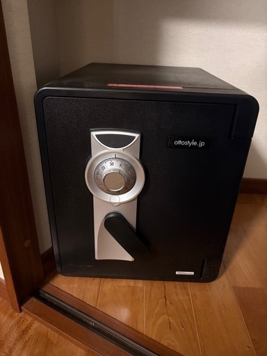 家庭用金庫　耐水　
防火