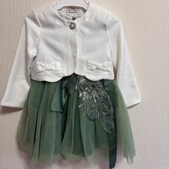 ドレス110の画像