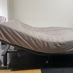 テンピュール　電動ベッド　ダブルサイズ　マットレス付き　ZERO G  の画像