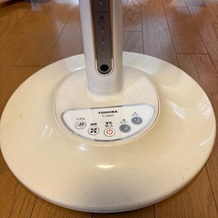 TOSHIBA F-LM55X 扇風機　2010年製の画像