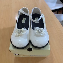 子供用白靴の画像