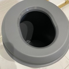 ゴミ箱 の画像