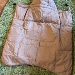 歩行器とケープの画像