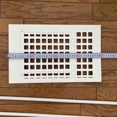 【良品】棚収納追加する突っ張り棒と棚セットの画像